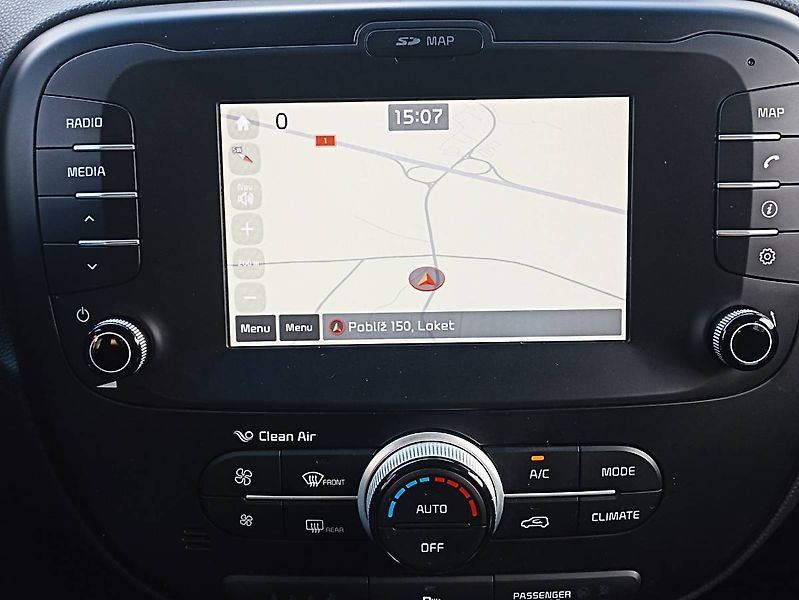 Kia Soul (2017) 1.6 GDI 97kW tažné servis.knih - fotka 27 z 31