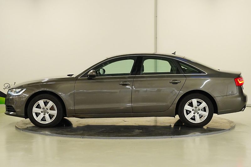 Audi A6 - fotka 3 z 27