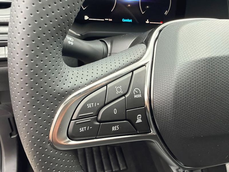 Renault Captur (2026) techno TCe 115 - fotka 23 z 24