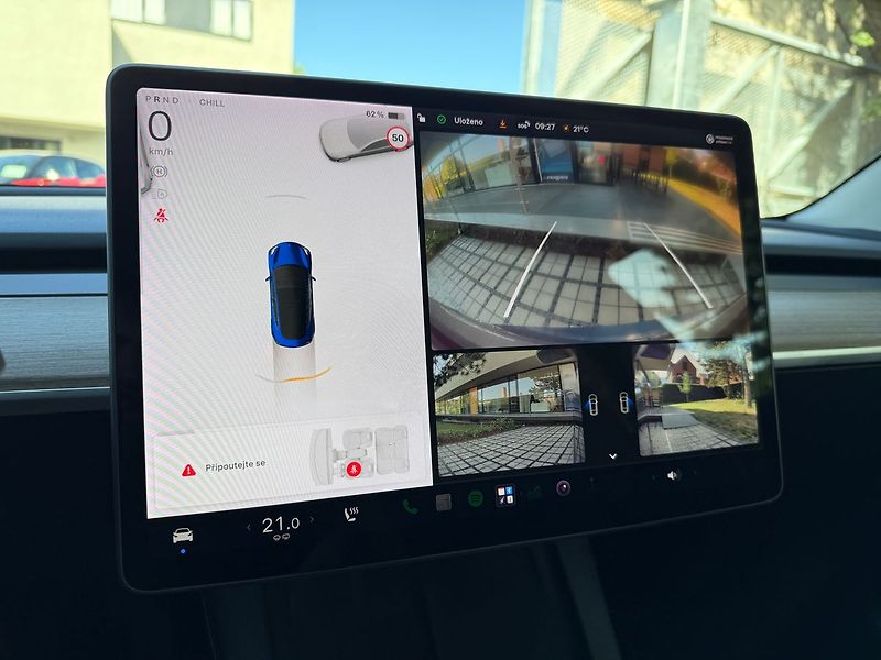 Tesla Model 3 Long Range REZERVACE - fotka 16 z 41