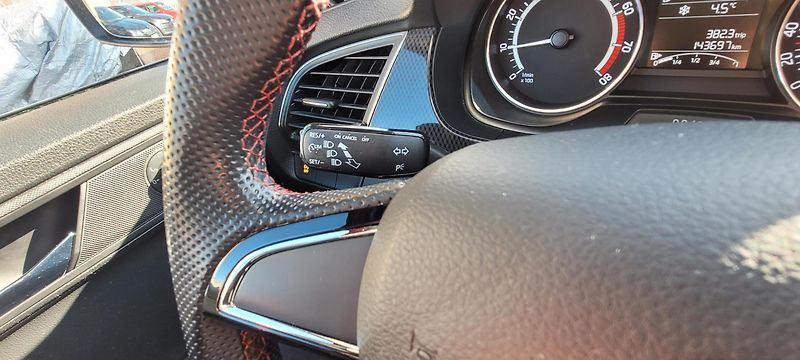 Škoda Fabia (2017) 3 Monte Carlo 1,2TSi 66kW  - fotka 27 z 40