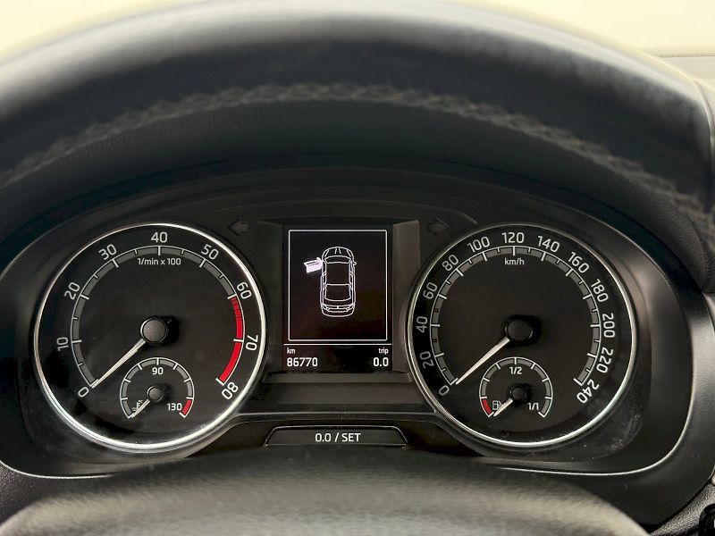Škoda Rapid (2018) 1.0 TSI 81 kW Ambition Plus - fotka 11 z 20