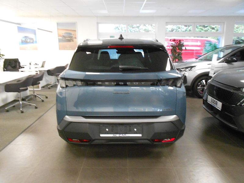 Peugeot 5008 (2026) GT Hybrid 145 e-DCS6 - fotka 3 z 9