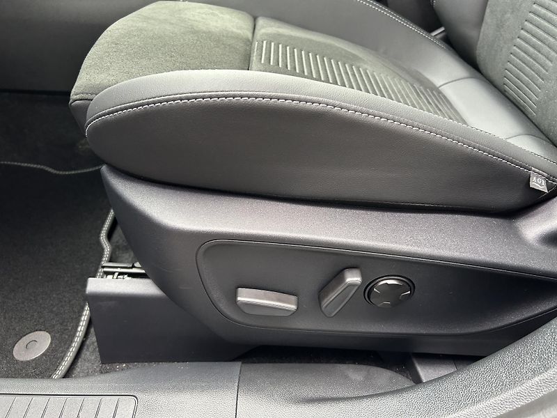 Ford Kuga 2.5 Hybrid HEV 134kW Active X - fotka 21 z 41
