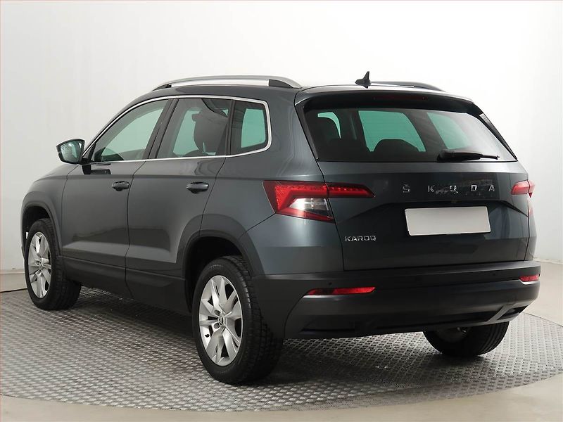 Škoda Karoq (2021) Style 1.5 TSI - fotka 4 z 20