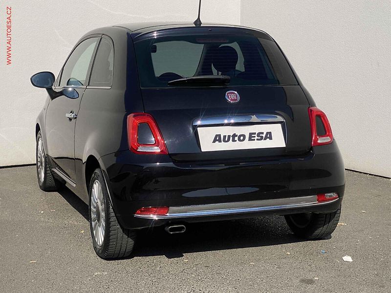 Fiat 500 (2015) 0.9T, Lounge, panor - fotka 6 z 14