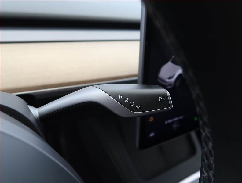 Tesla Model Y (2022) Long Range AWD 79kWh, SoH 93% - fotka 12 z 33