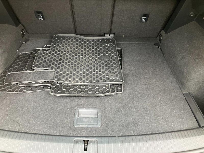 Volkswagen Tiguan (2017) 2.0TDI 110kW DSG NAVIGACE - fotka 13 z 27