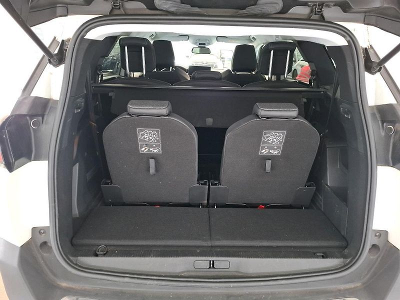Peugeot 5008 1,2PT EAT8 ALLURE - fotka 9 z 9