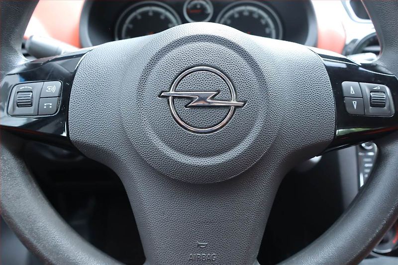 Opel Corsa (2010) 1.2, po STK, slušný stav - fotka 17 z 17