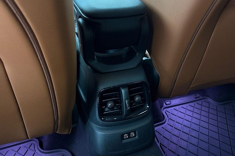 Mini Cooper S ALL4 - fotka 22 z 25