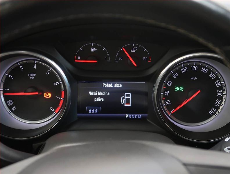 Opel Astra (2017) 1.4 T, Automat, ČR,1.maj - fotka 11 z 20