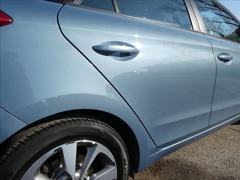 Hyundai i20 1,1 CRDi 1.majitel, webasto - fotka 13 z 43