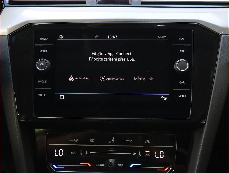 Volkswagen Passat (2021) Business 2.0 TDI, Automat - fotka 23 z 27