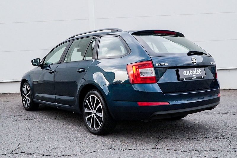 Škoda Octavia 2.0 TDi DSG ELEGANCE - fotka 4 z 24