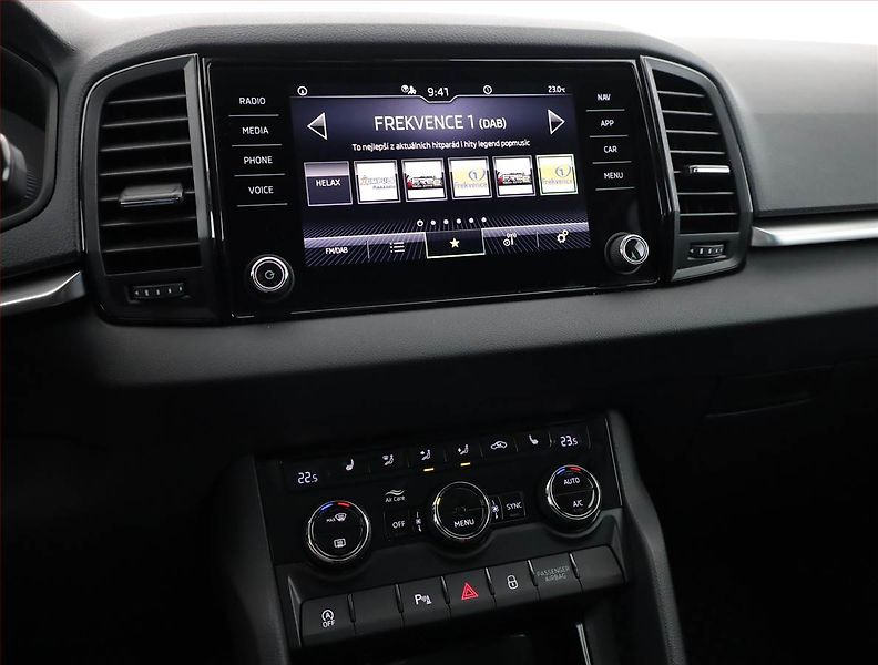 Škoda Karoq (2024) Fresh 2.0 TDI - fotka 10 z 21