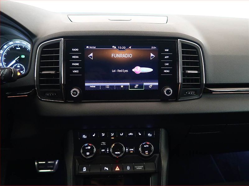 Škoda Karoq (2021) Scout 2.0 TDI - fotka 12 z 17