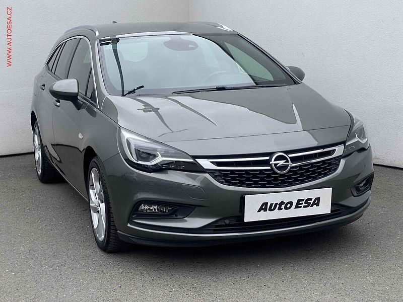 Opel Astra (2017) 1.4 T, Dynamic, LED, navi, TZ - fotografie inzerátu