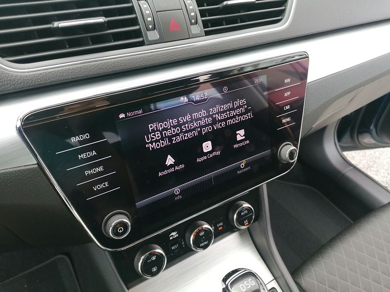 Škoda Superb (2021) IV 1.4 TSi PHEV 160kW - fotka 18 z 36