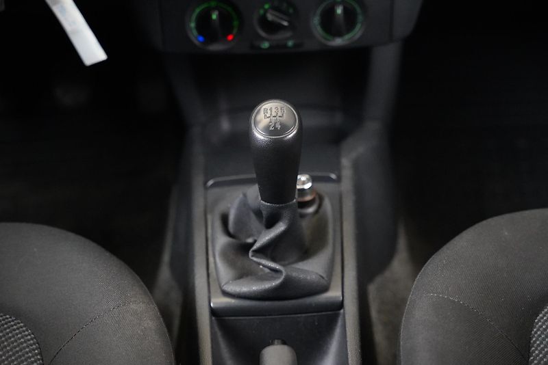 Škoda Fabia - fotka 16 z 18