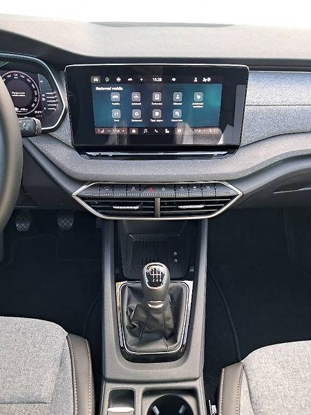 Škoda Octavia (2024) IV Top Selection 1.5 TSI / 110 - fotka 14 z 28