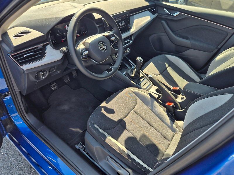 Škoda Scala (2024) Top Selection 1.0 TSI 85 kW 6° - fotka 15 z 36