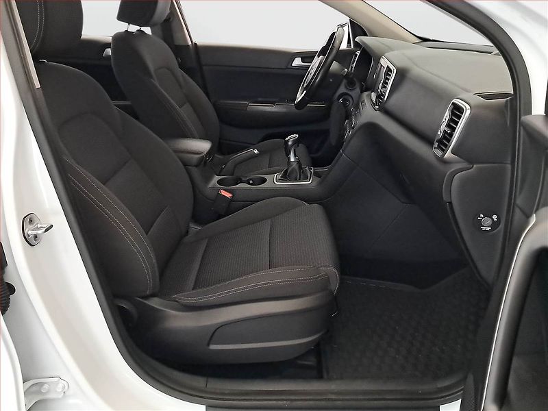 Kia Sportage (2016) 1.6 GDI, ČR,1.maj, Serv.kniha - fotka 9 z 19
