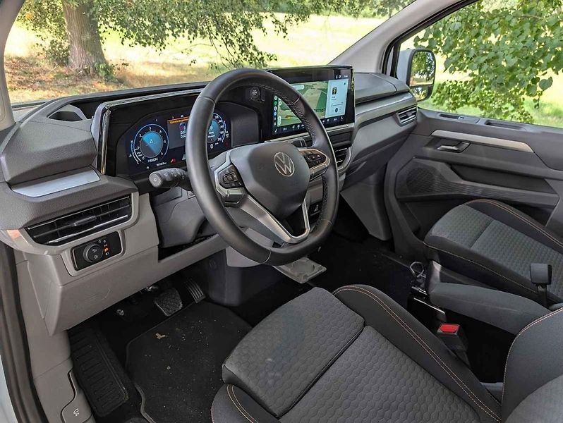 Volkswagen Transporter existuje již v sedmé generaci.