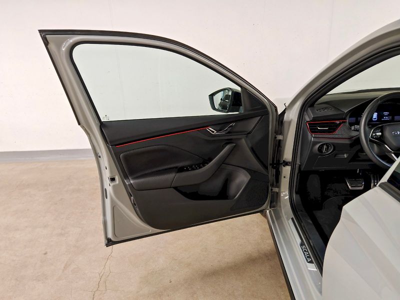 Škoda Scala (2025) 1.0 TSI 85 kW DSG Monte Carlo - fotka 20 z 29
