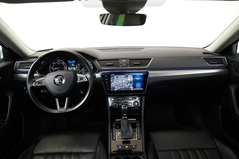 Škoda Superb - fotka 5 z 29