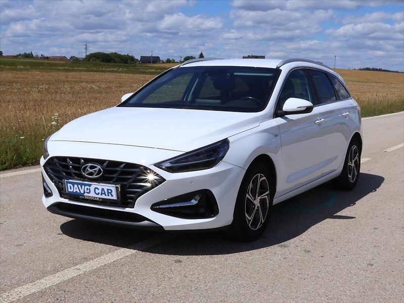 Hyundai i30 1,5 T-GDI 117kW Family Smart - fotka 3 z 33