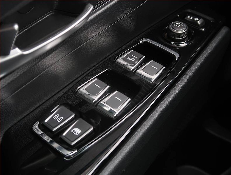 SsangYong Korando (2023) 1.5 T-GDI, 47TKM,Kamera,Klima - fotka 15 z 20