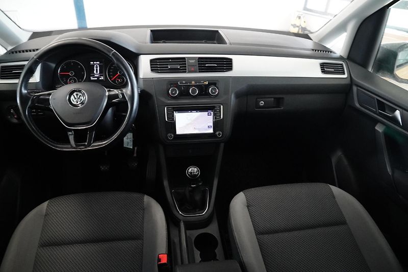 Volkswagen Caddy - fotka 6 z 6