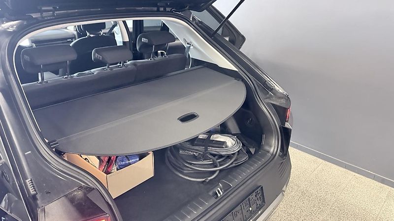 Hyundai Ioniq 5 (2021) Style 73kWh,REZERVOVÁNO - fotka 24 z 45