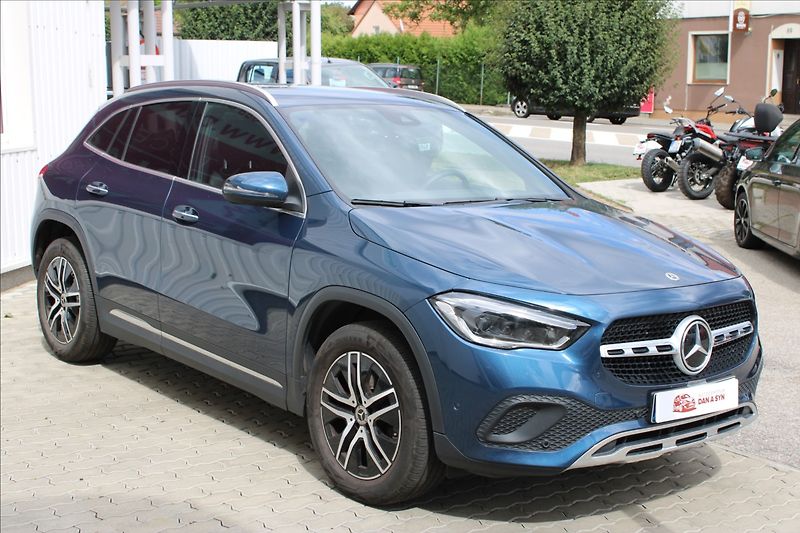 Mercedes-Benz GLA 1,3 200 1.majitel CZ ZÁNOVNÍ - fotka 2 z 10