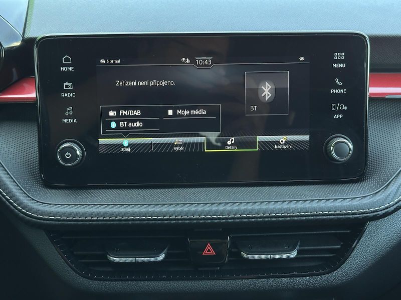 Škoda Fabia 1.0TSi Monte Carlo 116PS V.Coc - fotka 21 z 36