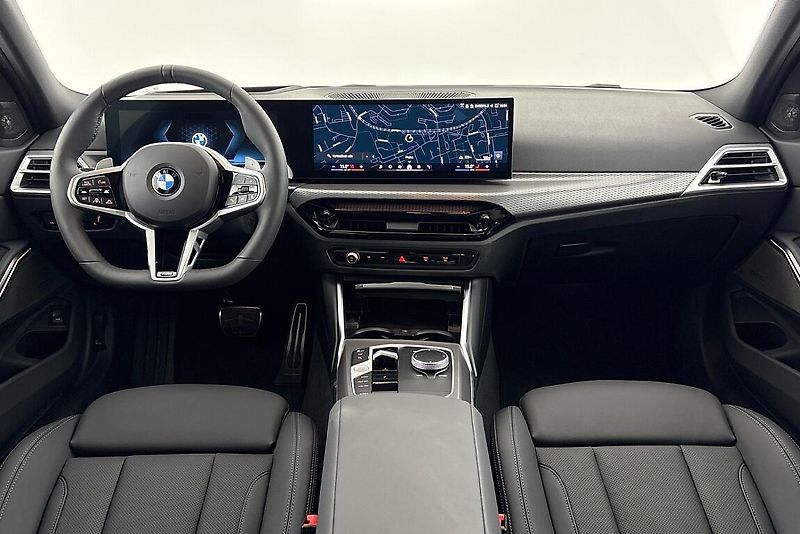 BMW Řada 3 řady 3 | 320d xDrive - fotka 15 z 26