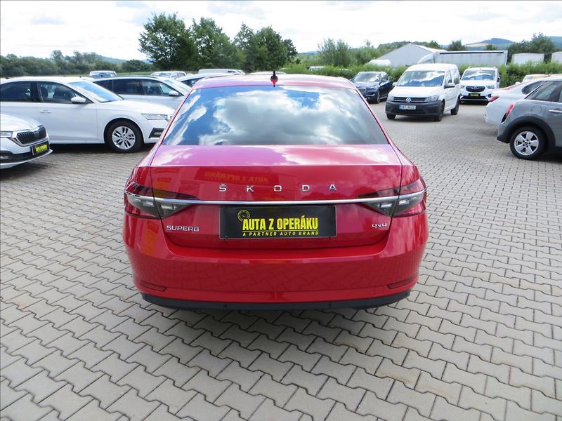 Škoda Superb 2,0 TDI 147kW 4x4 Style DSG ČR - fotka 6 z 29