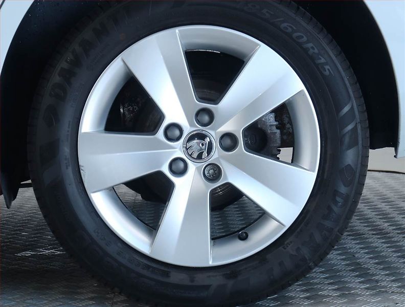 Škoda Fabia (2019) 1.0 TSI, Tempomat - fotka 14 z 17