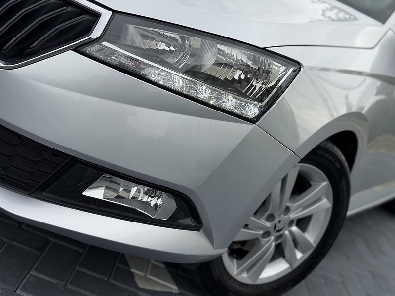 Škoda Fabia (2022) 1.0 Tsi 70 kw - fotka 10 z 22