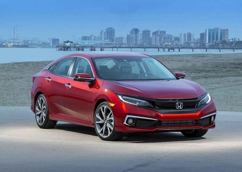 Corolla je pro Toyotu doslova slepicí snášející zlaté vejce