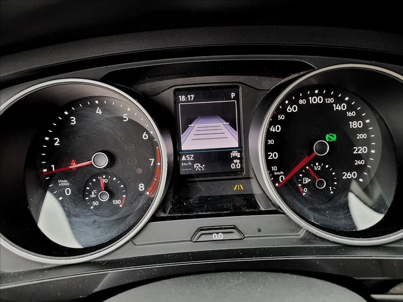 Volkswagen Tiguan Allspace 1,5 Tsi,dsg,navi,klima,výhřev - fotka 21 z 48