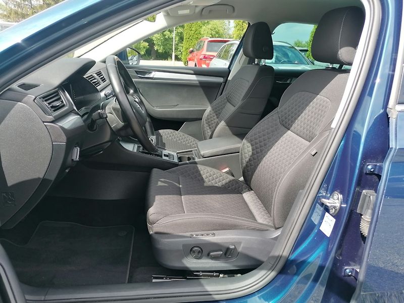 Škoda Superb (2021) IV 1.4 TSi PHEV 160kW - fotka 10 z 36
