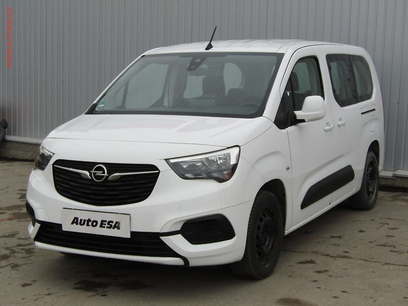 Opel Combo (2020) 1.5CDTi MAXi XL, Life, +kola - fotka 3 z 19