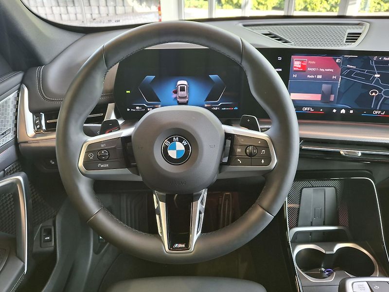 BMW X1 sDrive20i M-sport - fotka 10 z 24