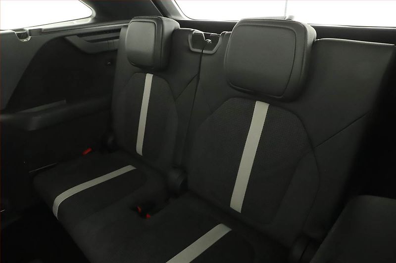 Škoda Kodiaq (2025) 2.0 TDI, SPORTLINE, 4X4 - fotka 14 z 21