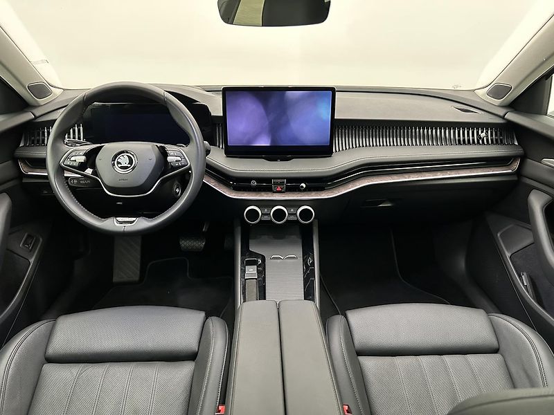 Škoda Superb 2.0 TDI 4x4 L & K - fotka 5 z 30