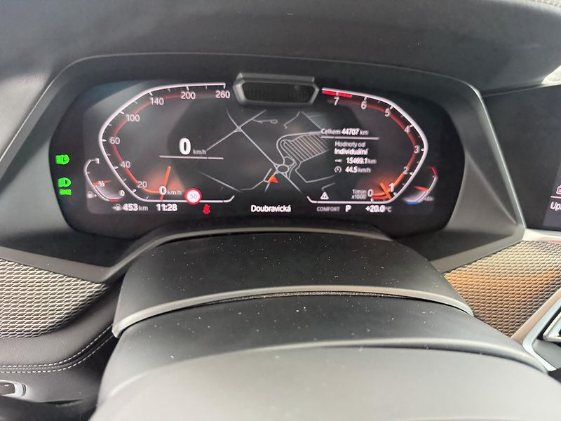 BMW X6 (2019) 40i REZERVACE - fotka 22 z 43