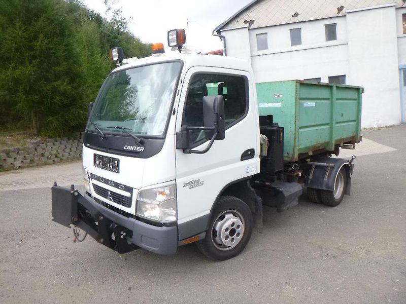 Mitsubishi (2013) Canter 3S13 do 3500kg - fotka 1 z 18