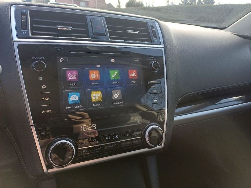 Subaru Outback EXECUTIVE (touring) - fotka 43 z 45